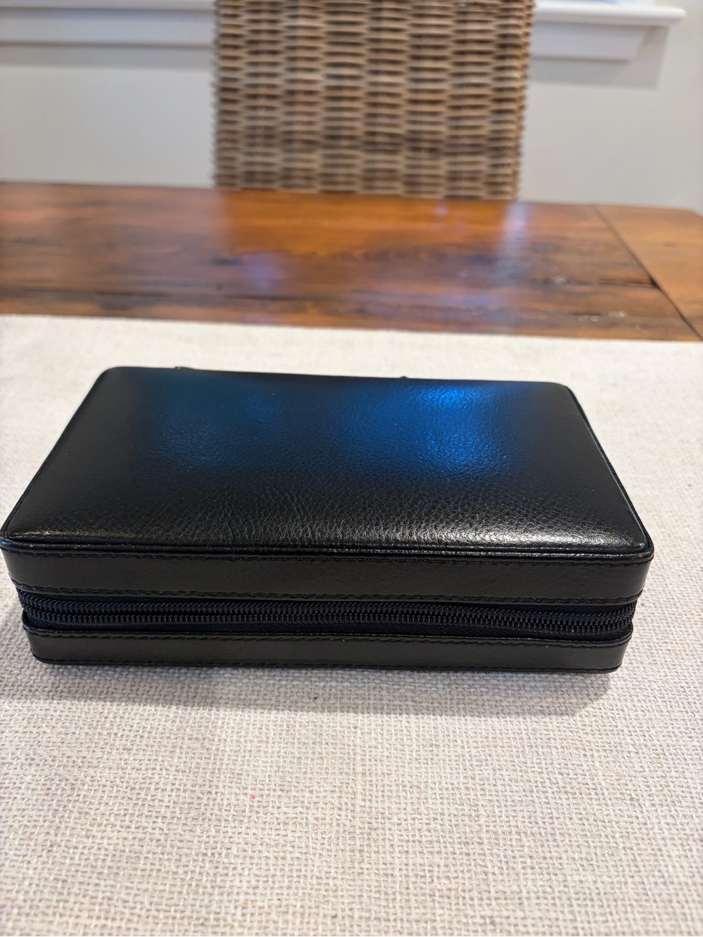 🪎Danier Black Leather Jewelry Travel or Organization Case